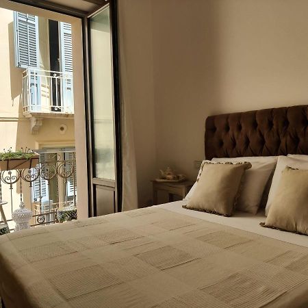Carlo'S Rooms Trapani Bagian luar foto