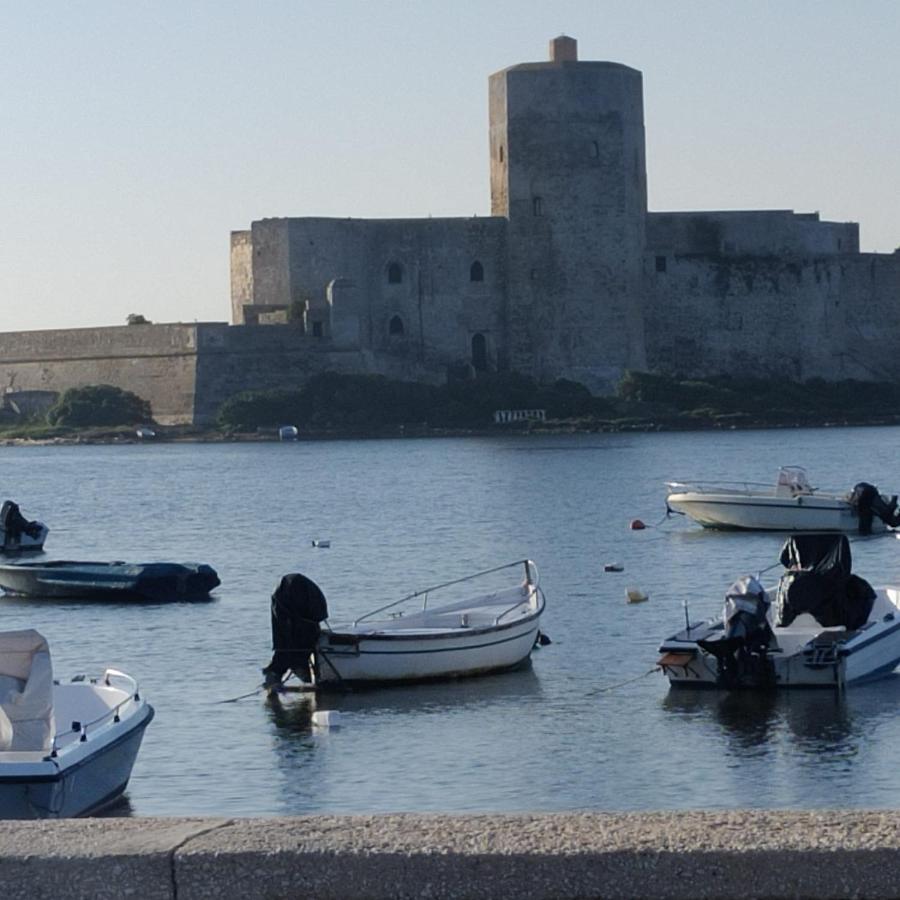 Carlo'S Rooms Trapani Bagian luar foto